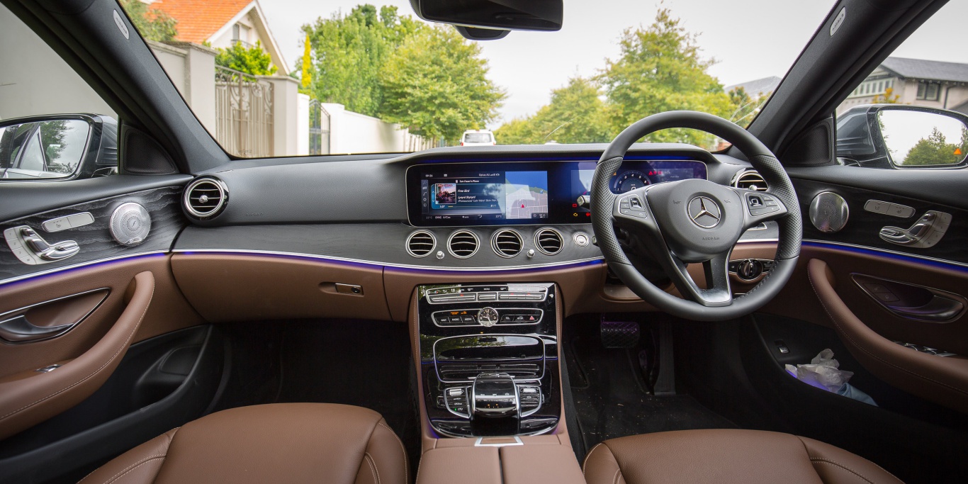 20170508%20Mercedes-Benz%20E300%2005.jpg